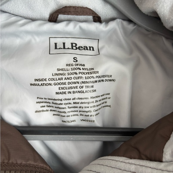L.L. Bean puffer coat, women’s SZ S Goose Down - Picture 2 of 7